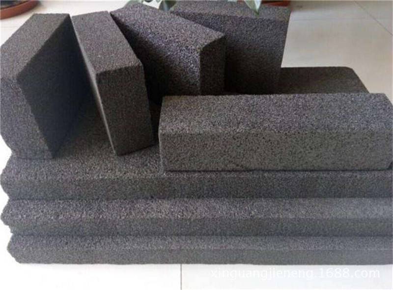 泡沫(mò)玻璃闆